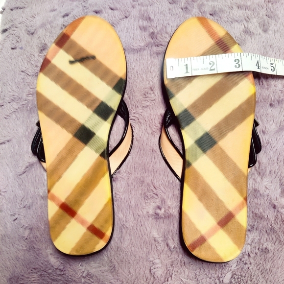 Authentic Burberry Flip Flop Nova Check Black Size 37 - Picture 12 of 13